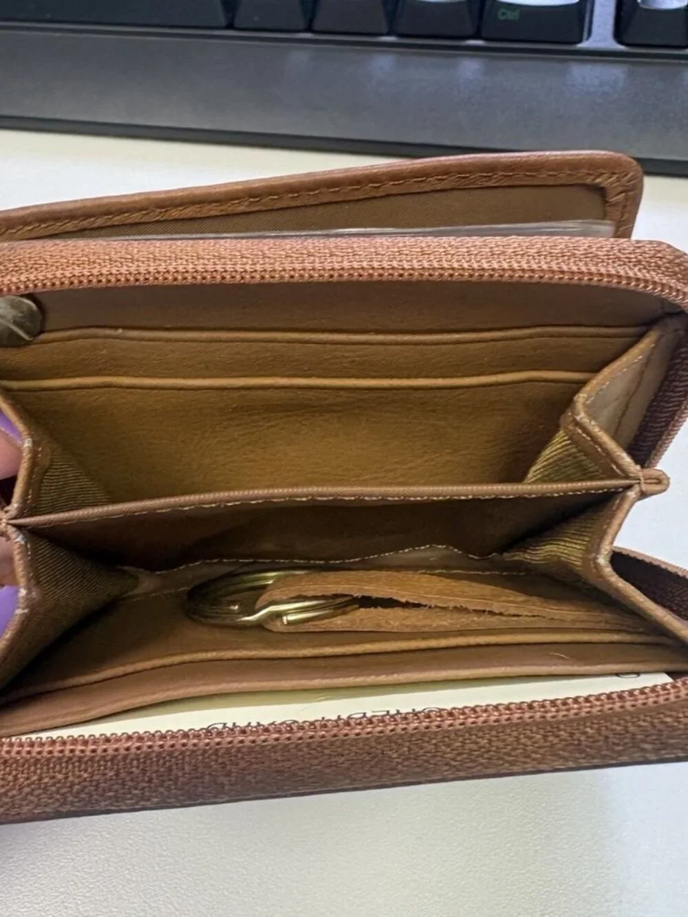 Rolfs Ladies Tan Bi-fold Card Wallet Leather Zipper Brass